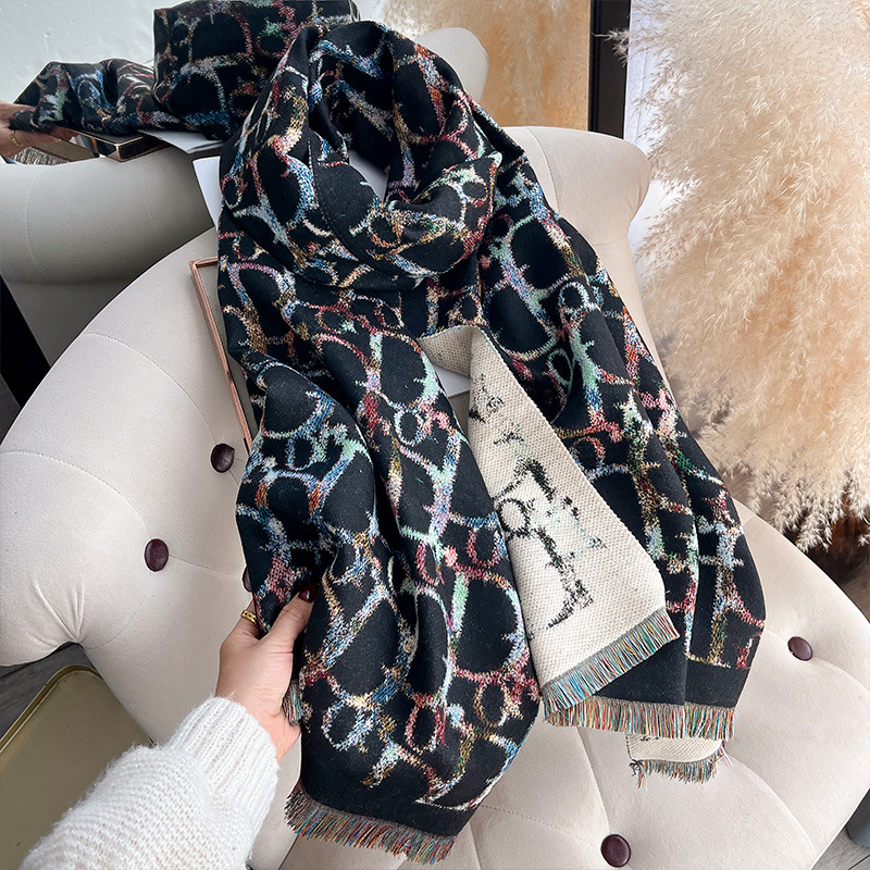 Light Luxury Colorful D-Letter Jacquard Shawl For Women photo 8