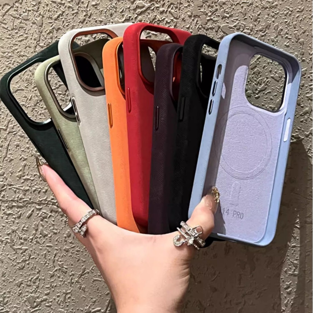 Magnetic Leather Drop-resistant Flannel Phone Case photo 3