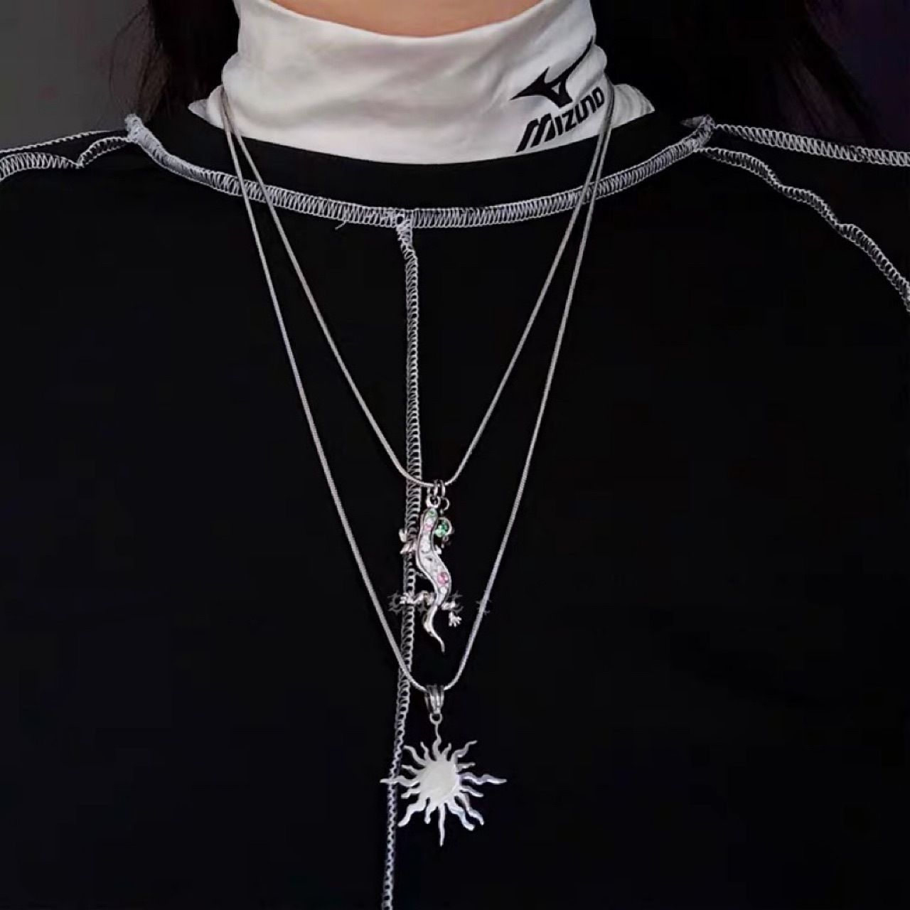 Womens Necklace With Colorful Rhinestone Lizard Design photo 3