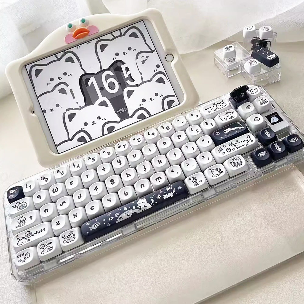 Kitten's Fantasy Key Cap MOA Height Flat Chest Height Black And White Cat Cute Key Cap In Stock photo 1