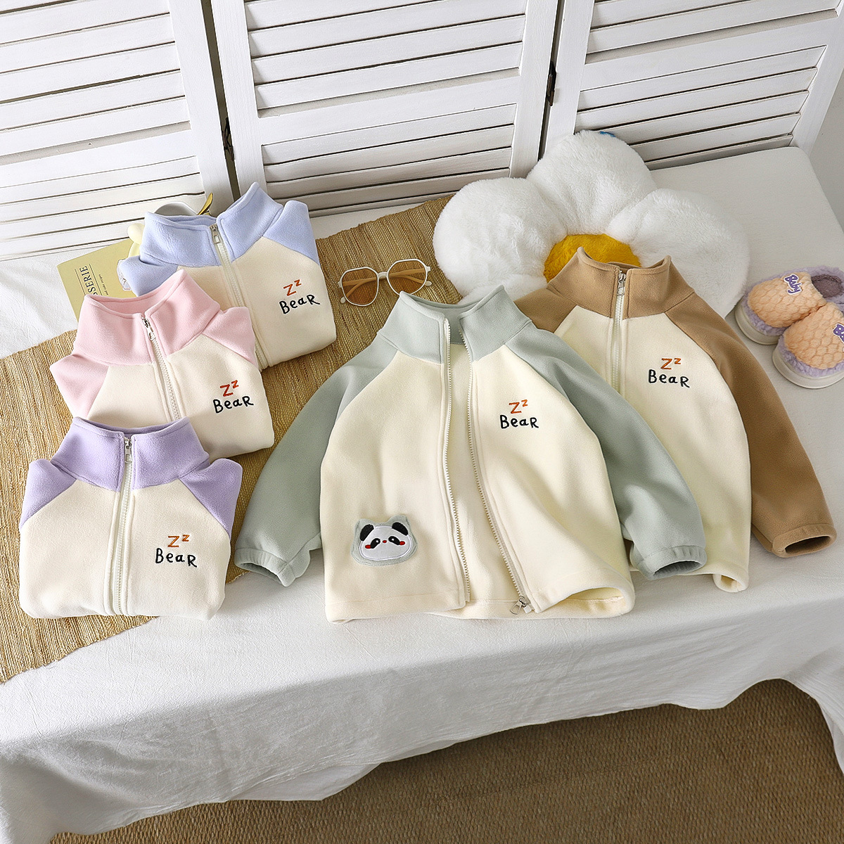 New Autumn And Winter Children's Cartoon Fleece Jacket photo 1