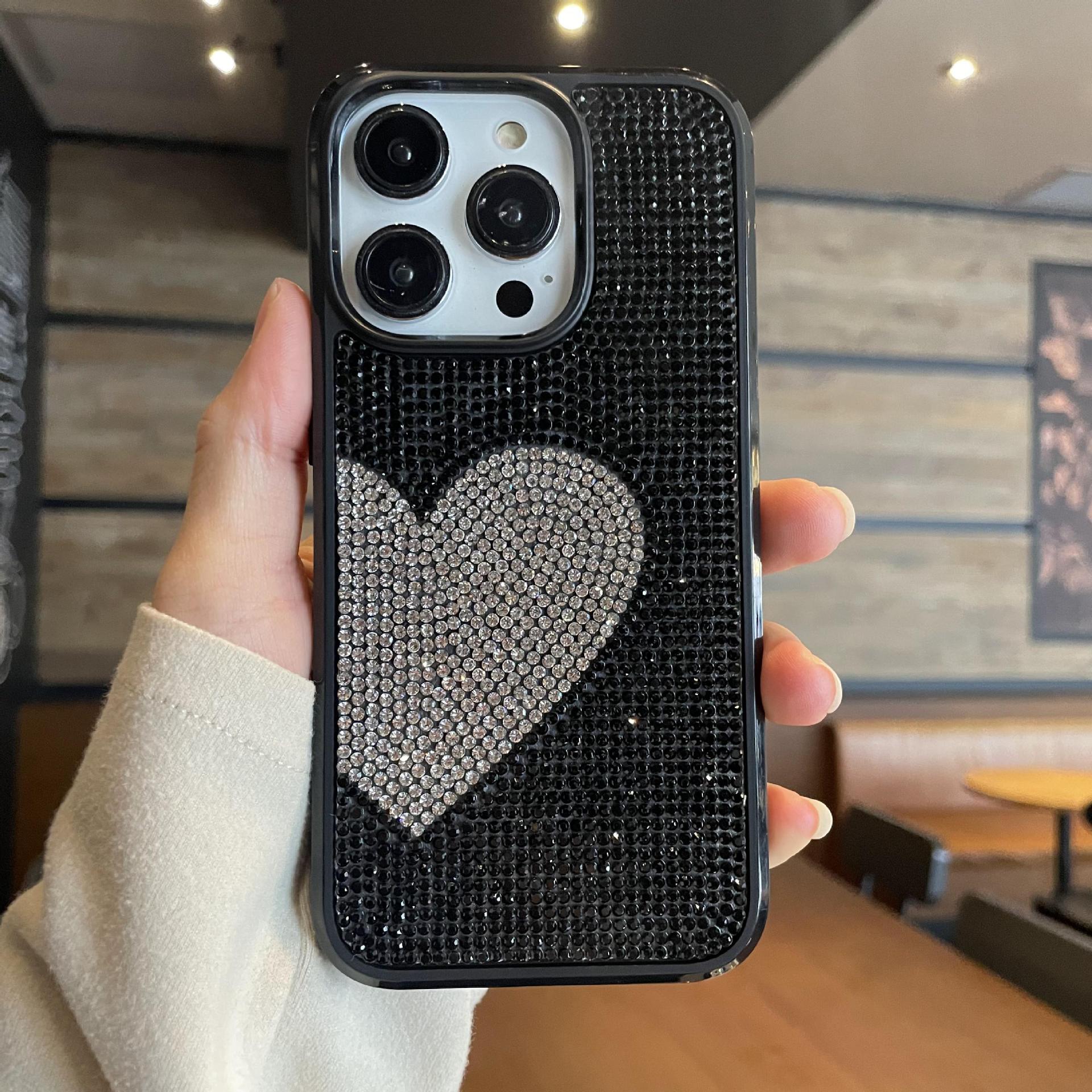 Brick-embellished Heart-shaped Phone Case photo 2