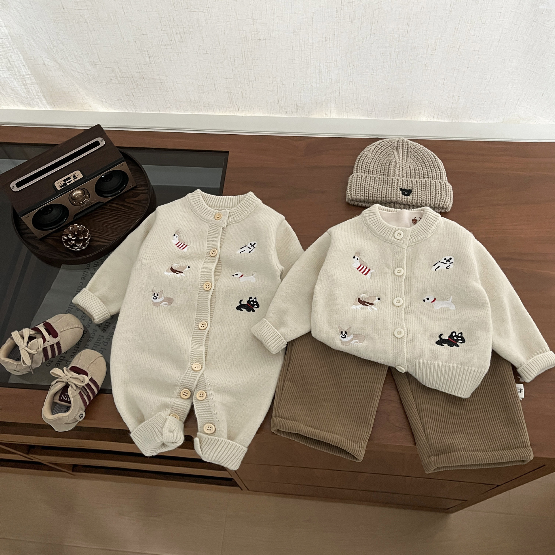 Childrens Embroidered Thickened Knitted Cardigan Romper photo 6