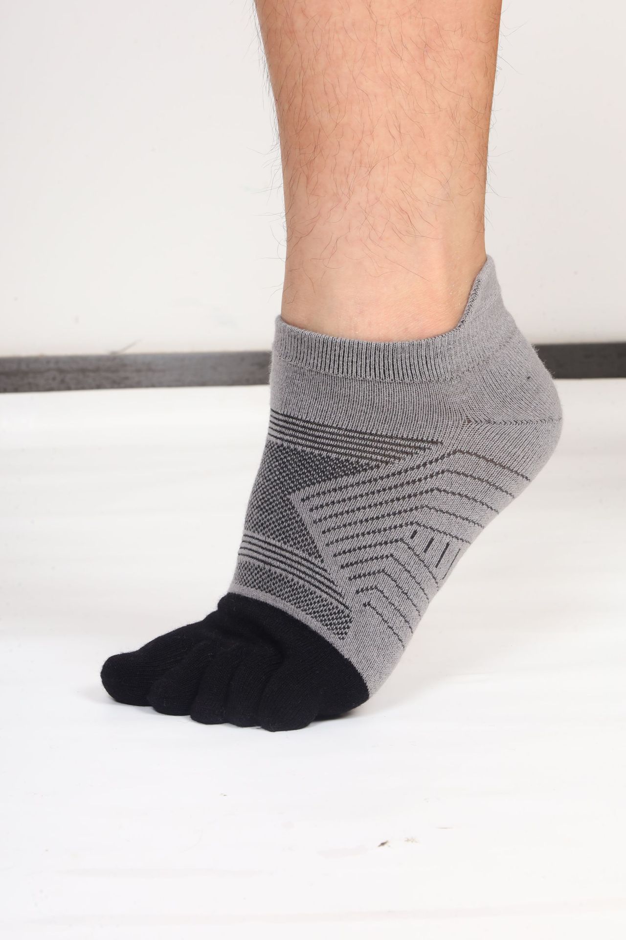 AutumnWinter Thickened Mens Wool Five-Finger Socks photo 5