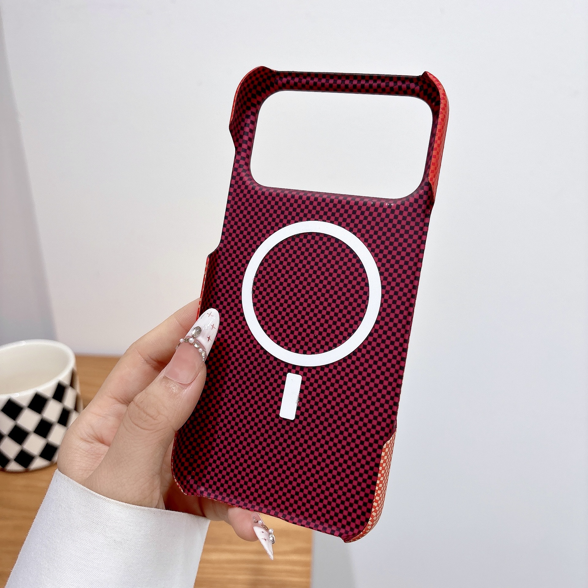 Compatible With The 18 Pro Max Carbon Fiber Magnetic Phone Case photo 2