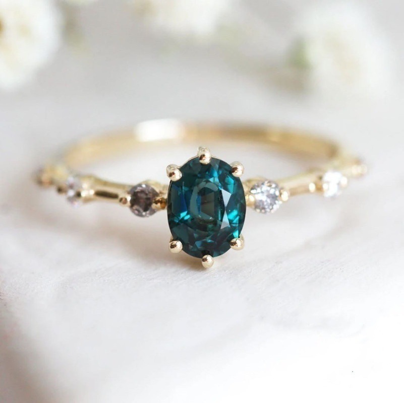 Gold-plated Ring With Emerald Inlay photo 4