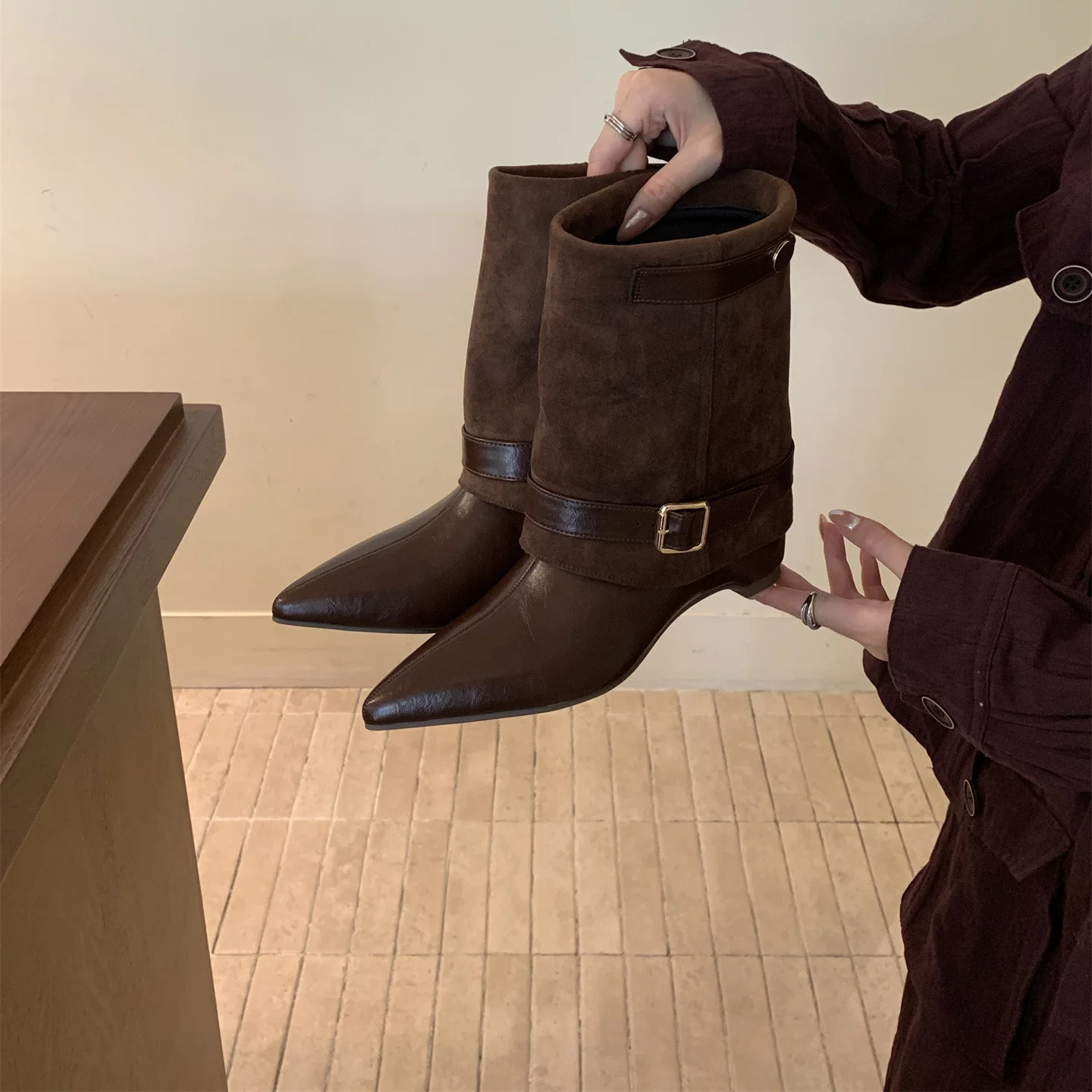 Women's Retro Slimming Western Cowboy Boots photo 3