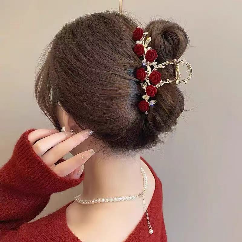 Leaf Hair Clip With Tassel Womens Hairpin photo 4