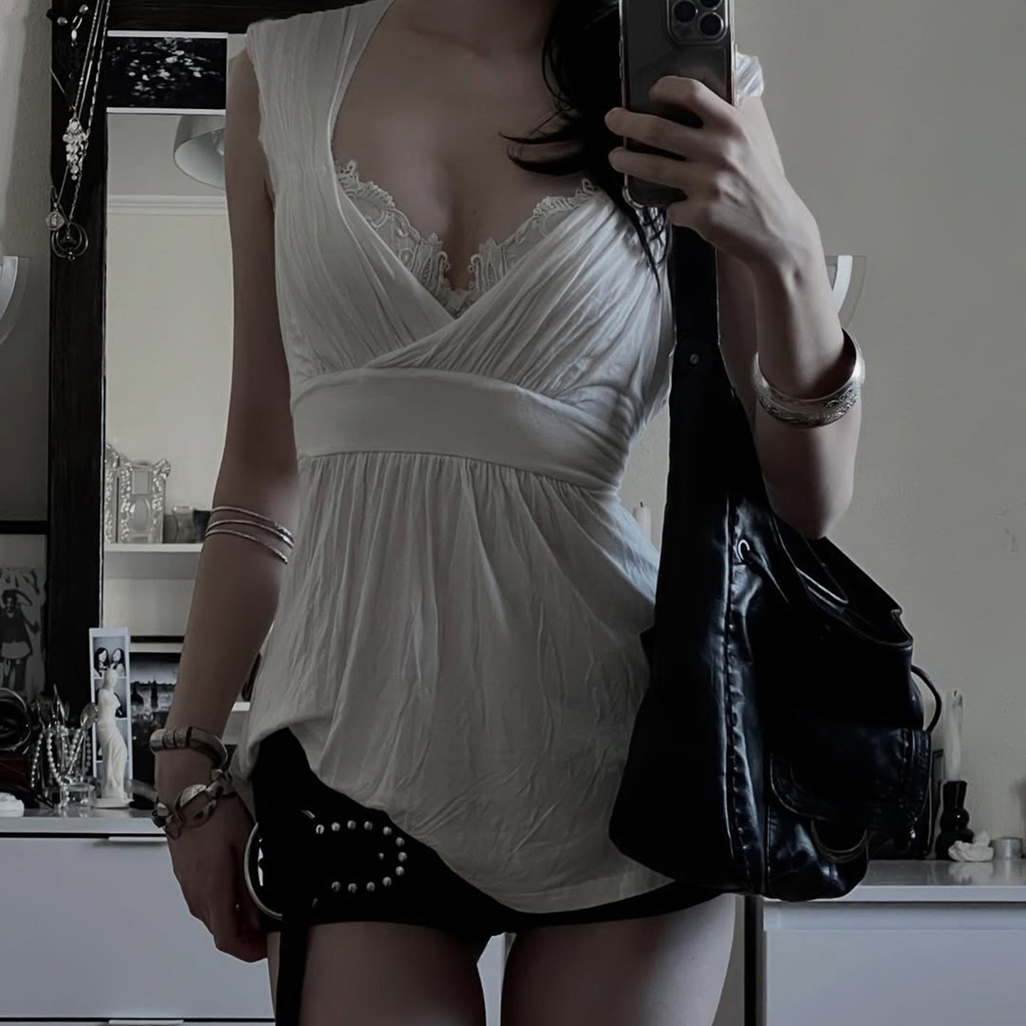 Women's White Lace-mesh Knitted Top photo 3