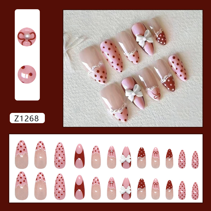 Fashionable Detachable Nail Tips With Lace And Bow 24 Pieces photo 4