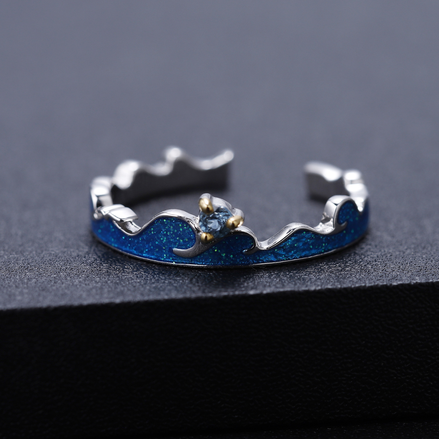 925 Silver Ring Inlaid With Swiss Blue Topaz Exuding Elegance And Sophistication photo 1