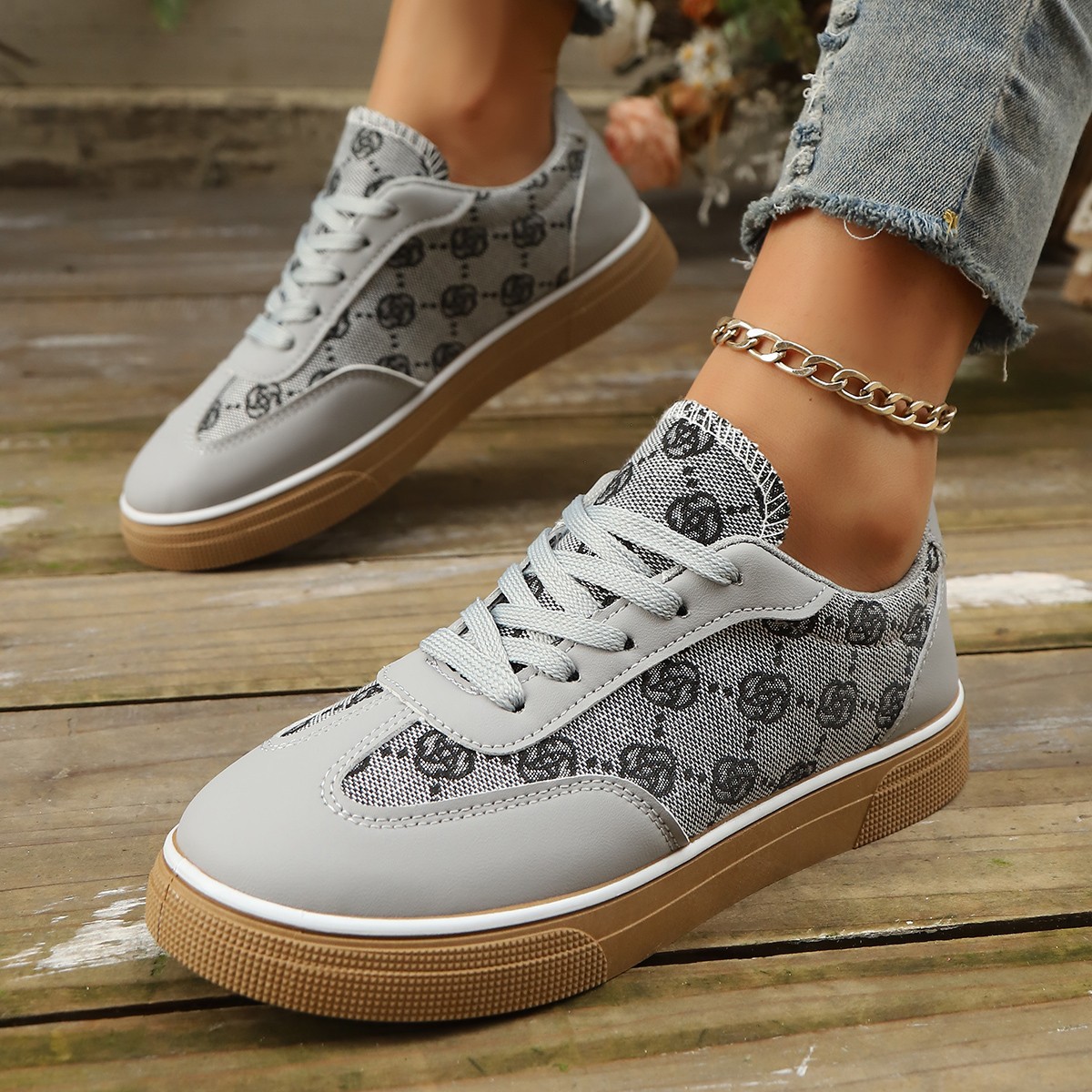 Outerwear Lace-up Low-top Flat Single-layer Shoes Sneakers Sports photo 4