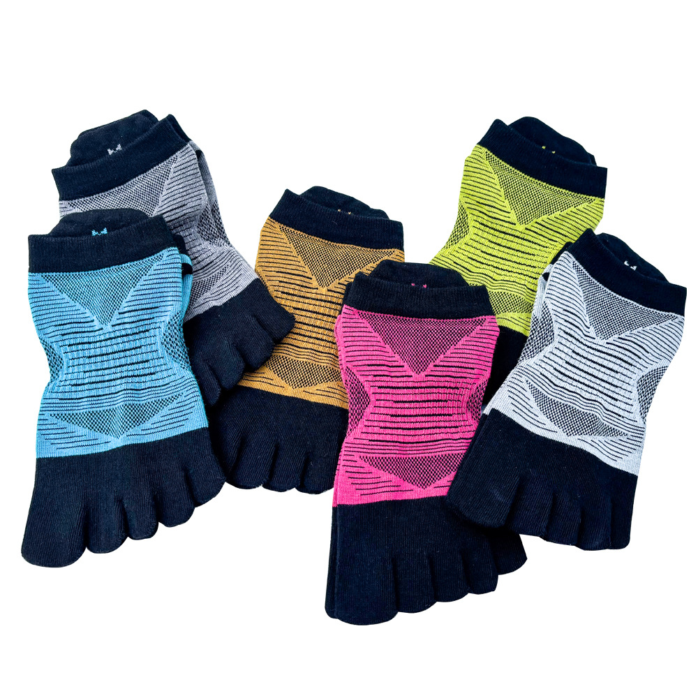Breathable Toe Socks For Women And Men photo 2