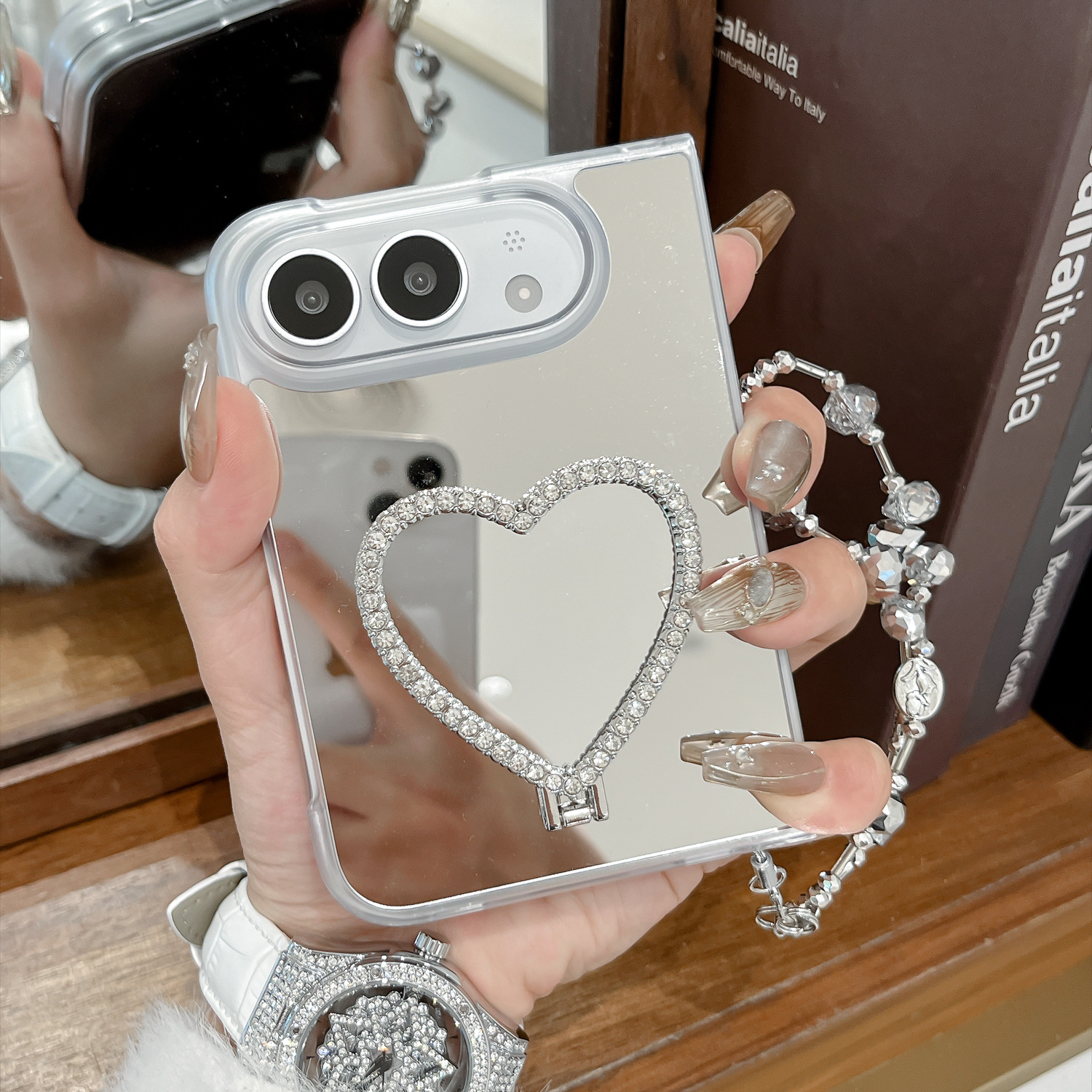Personalized Minimalist Heart-shaped Mirrored Folding Protective Case photo 1