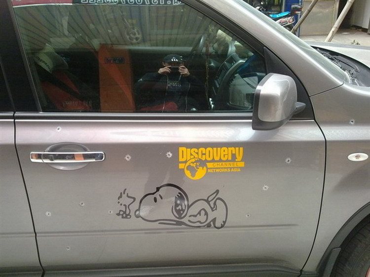 Large-sized Simulated Bullet Hole Car Sticker photo 5