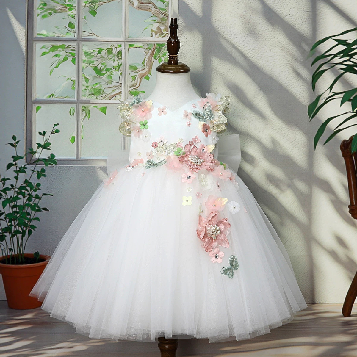 Three-dimensional Floral Tulle Princess Dress photo 3