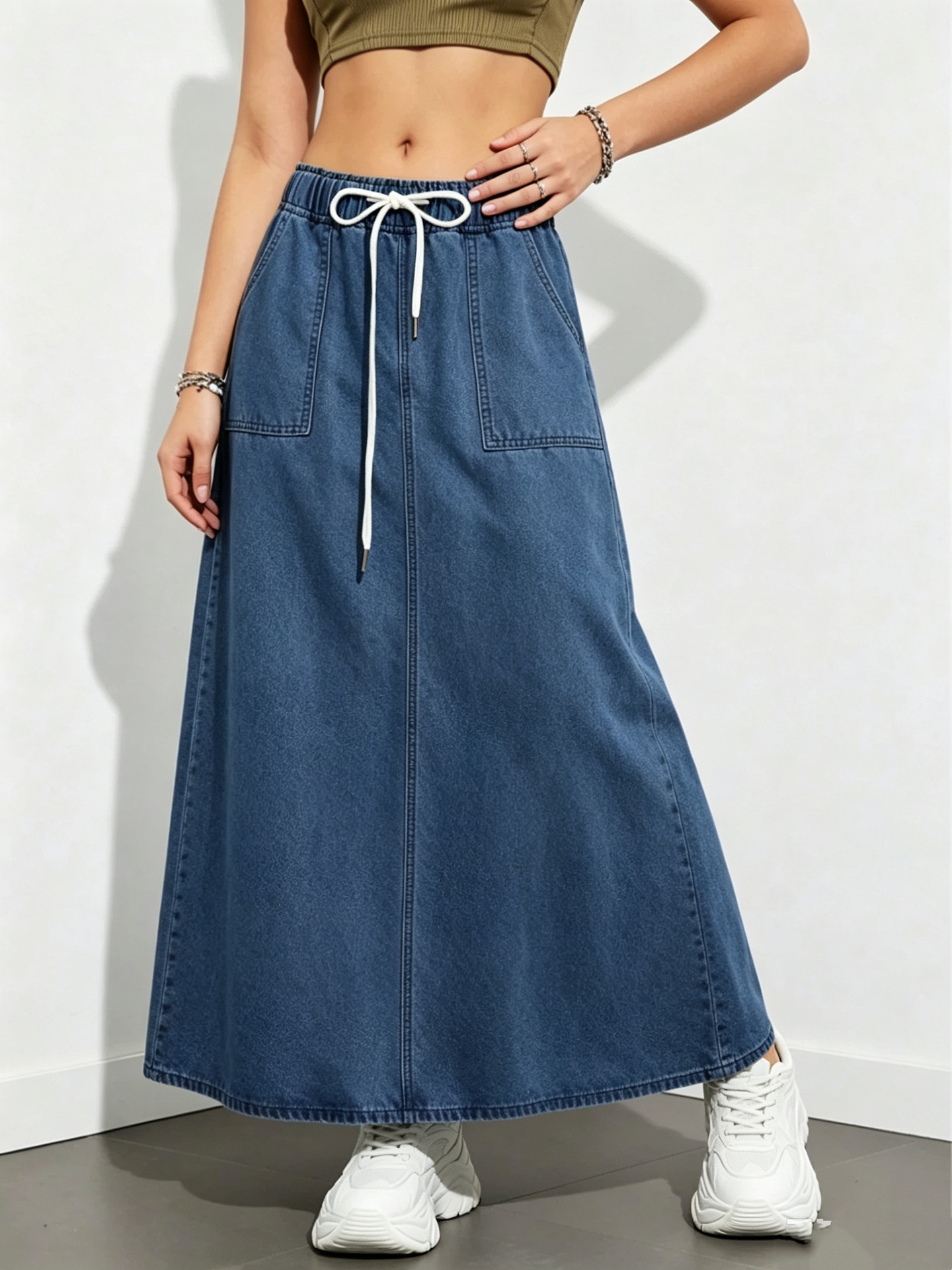 Women's Loose-fit Denim Skirt With A Wide Hem And Elastic Waist photo 6