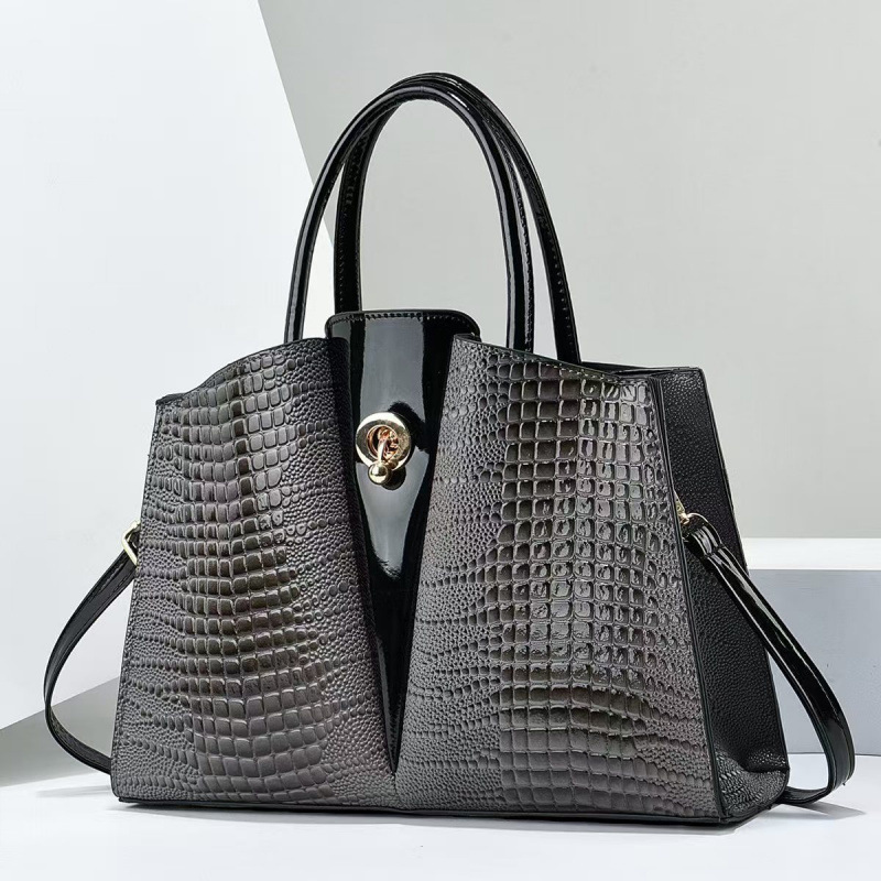 Large-capacity Trendy And Stylish Shoulder Bag For Women Elegant Handbag For Ladies photo 7
