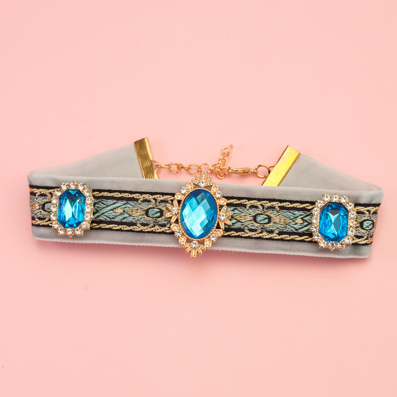 Flocked Ethnic-Style Pet Collar For Cats photo 2