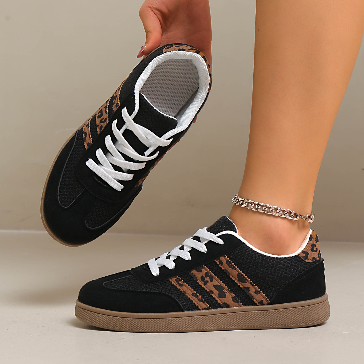 Vintage Versatile Sports Casual Sneakers photo 5