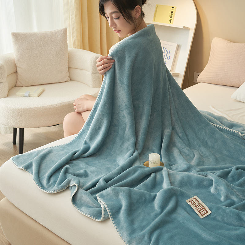 Thickened Flannel Shawl Air-conditioning Blanket photo 1