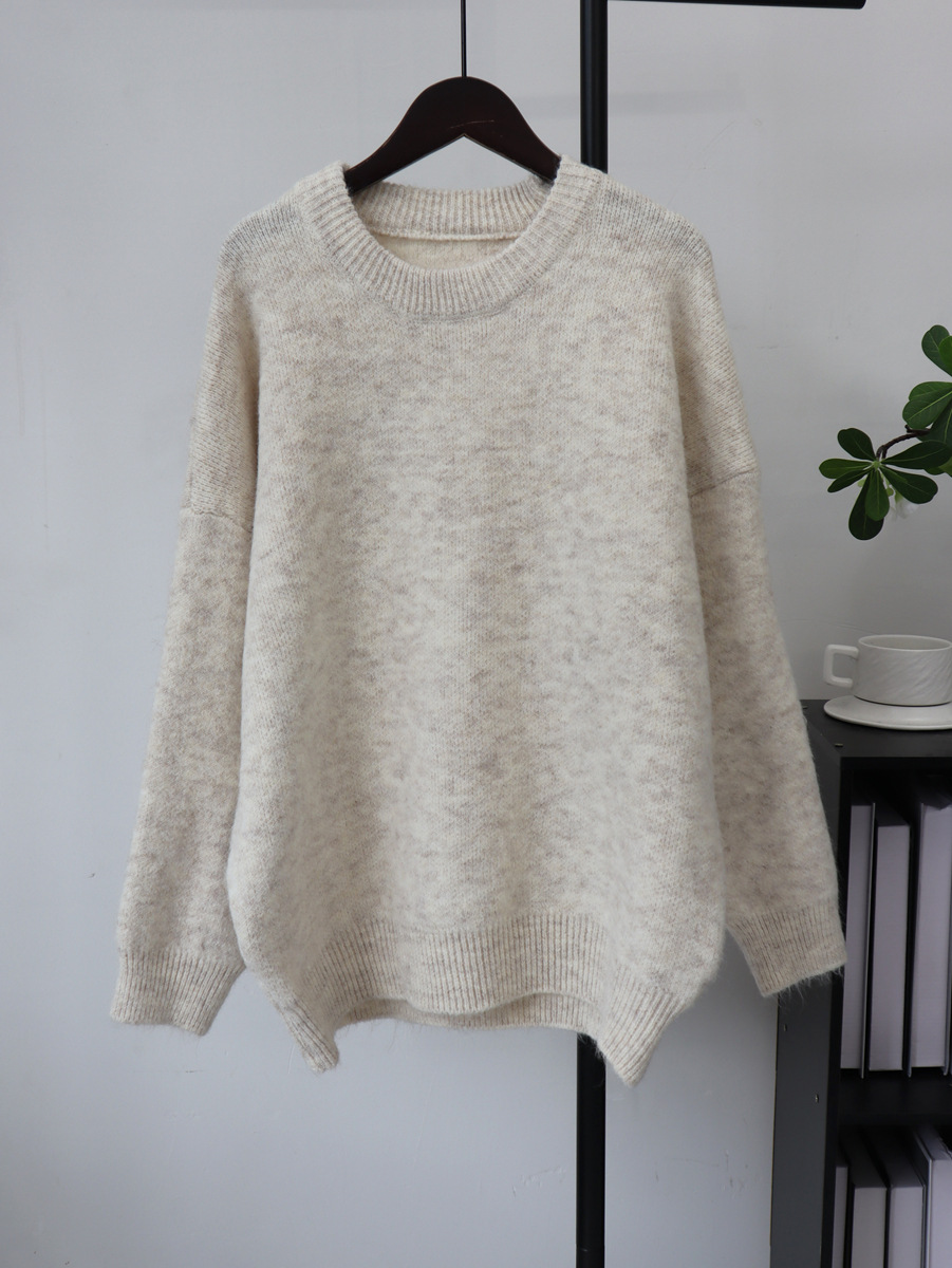 Solid-color Crew-neck Korean-style Loose-fit Cozy Knit Sweater photo 4