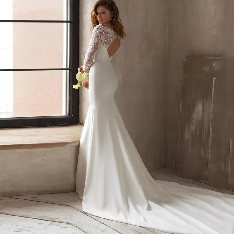 Satin Lace Long-sleeve Wedding Dress photo 5