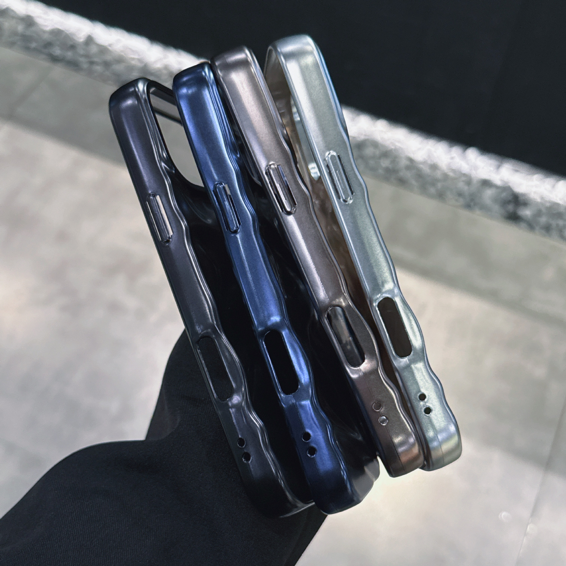 Matte Electroplated Silver Pleated Phone Case photo 2