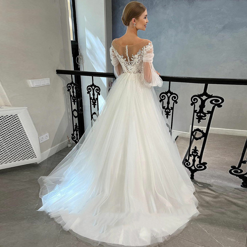 One-shoulder Long-sleeved Waist-cinching Figure-flattering Ball Gown Bridal Wedding Dress photo 4