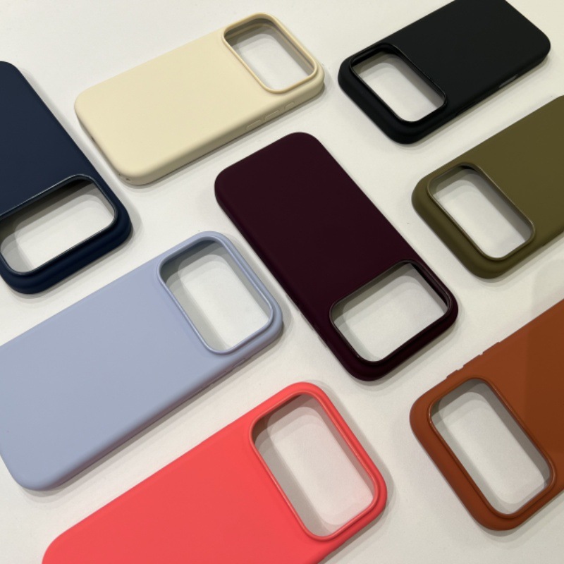 Magnetic Silicone  Case Fo18 Pro Max photo 1