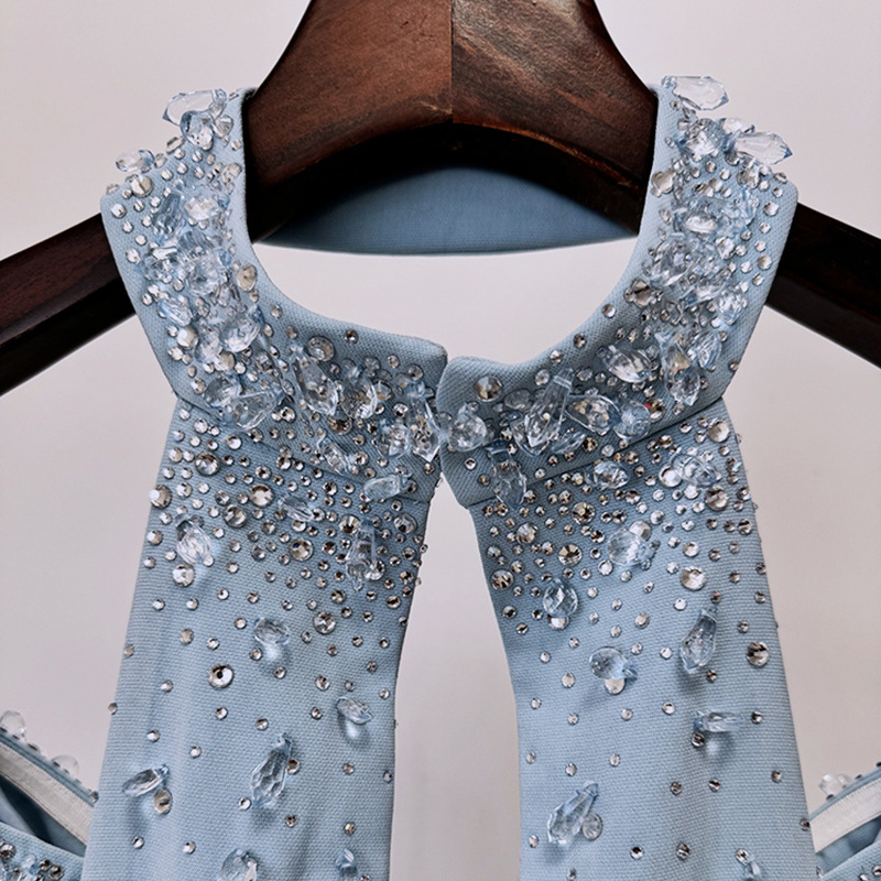 Long Beaded And Diamond-encrusted Evening Gown With A Train Evening Gown photo 3