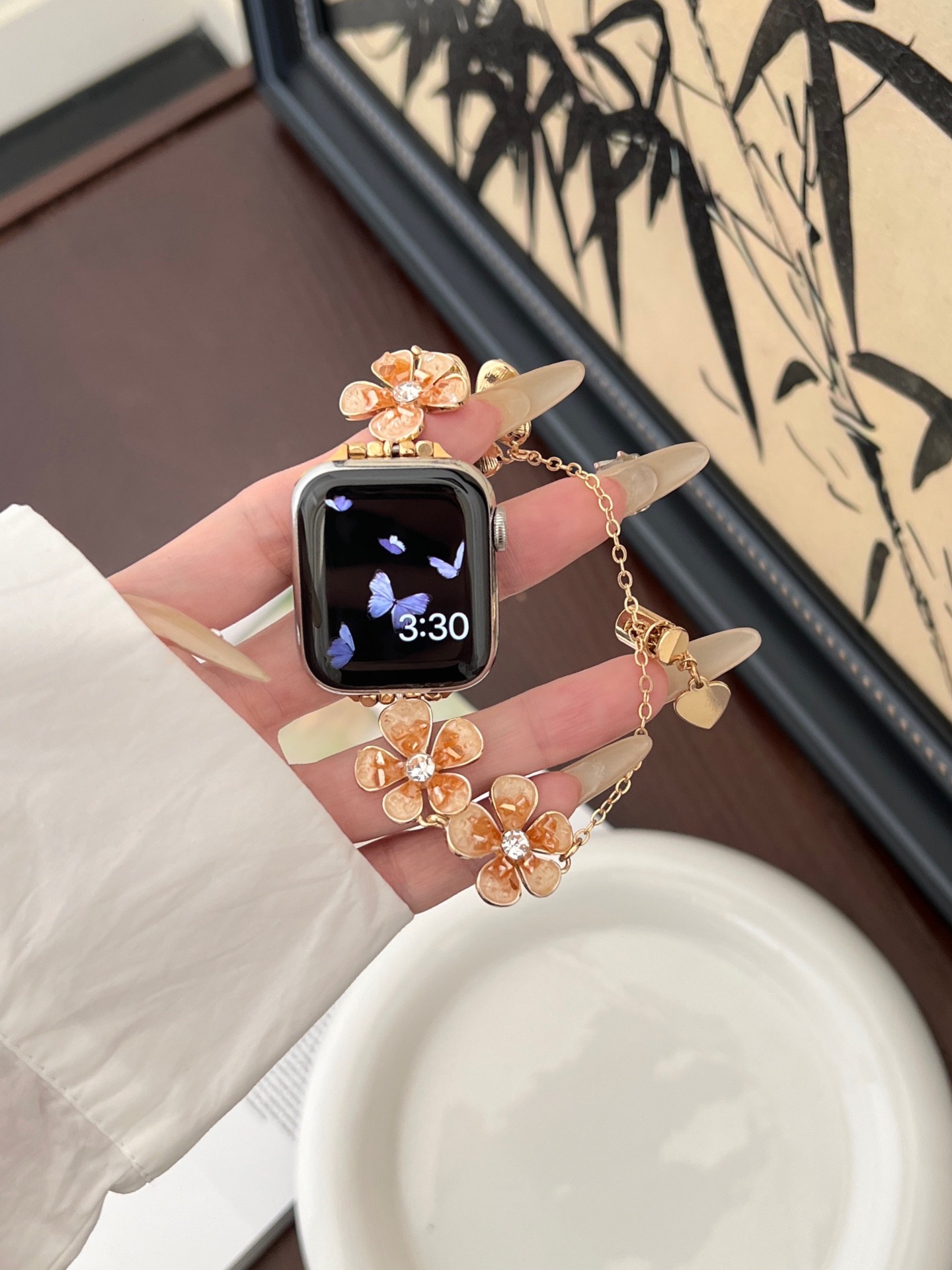 Versatile Pebble-flower Chain Metal Watch Strap photo 7