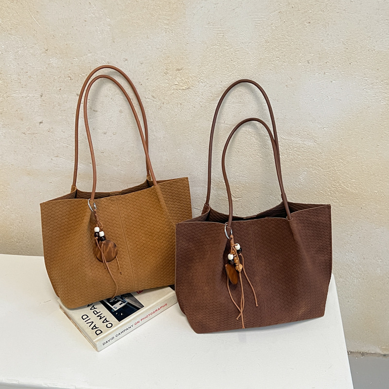 Commuter Vintage Large-capacity Underarm Bag New Casual Style photo 1