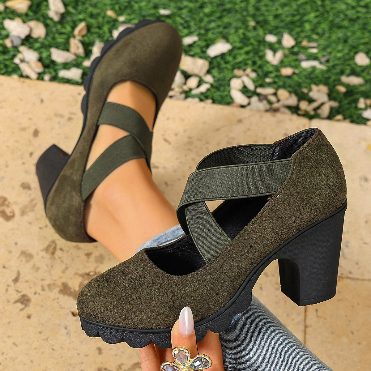 Retro Cross-strap Platform High Heels photo 3