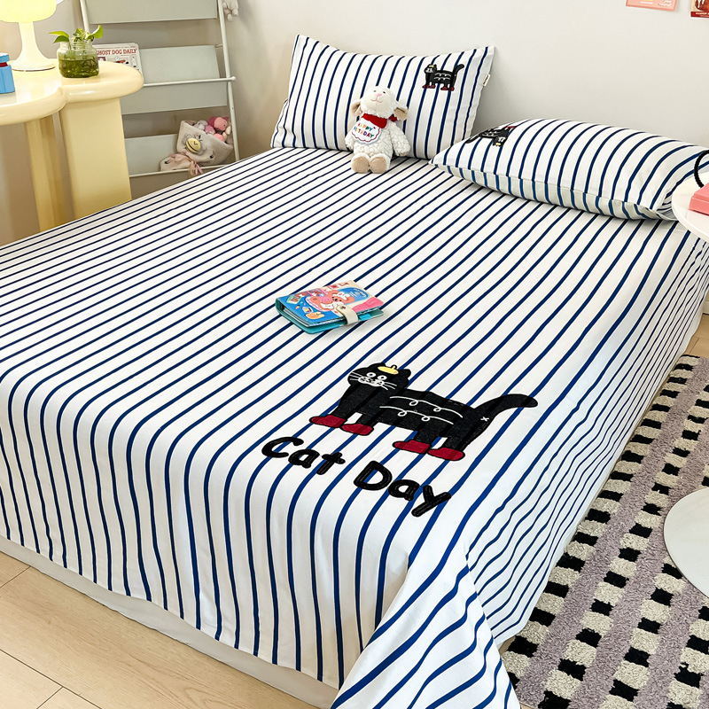 Cotton Coarse Cloth Cartoon Embroidered Bed Sheet photo 5