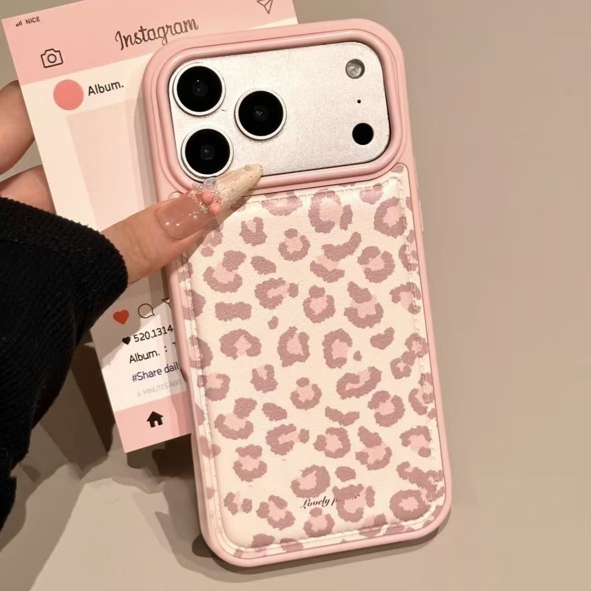 Leopard-print Cute 17 Pro Max Phone Case photo 5