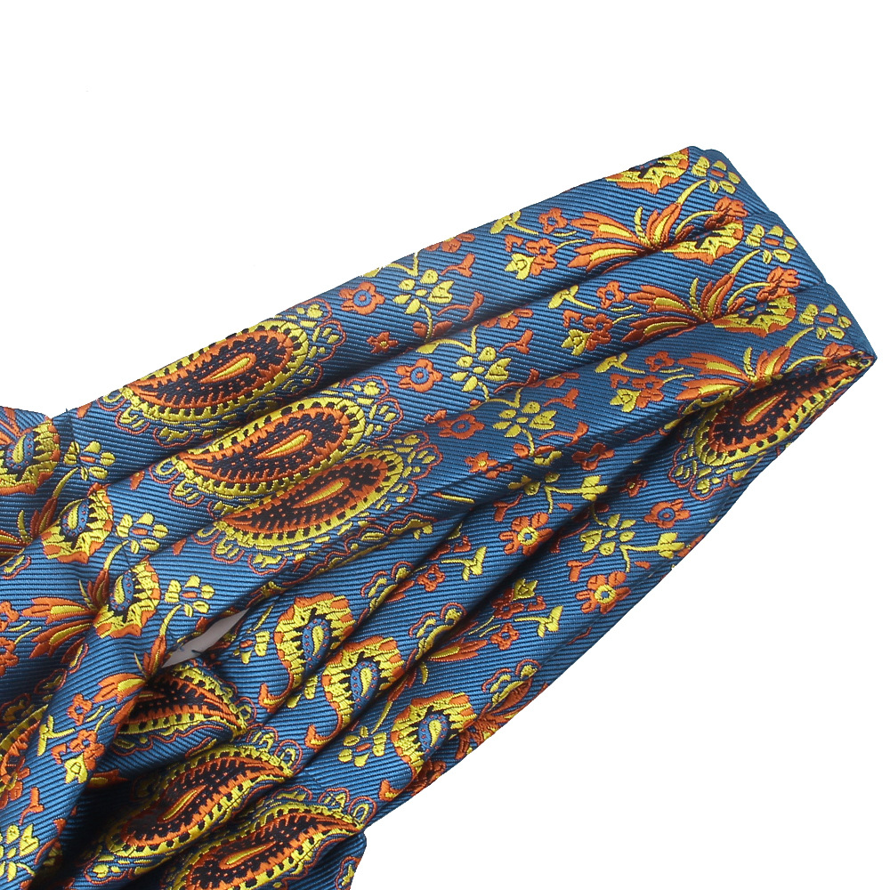 Gentlemans Suit Shirt Cravat photo 5