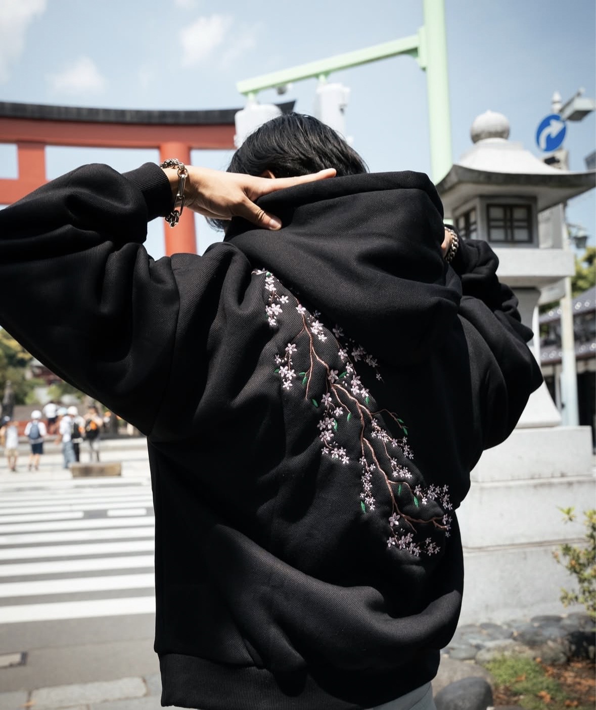 European And American Autumn And Winter Cherry Blossom Hooded Sweater Men And Women Street Hip Hop Retro photo 5
