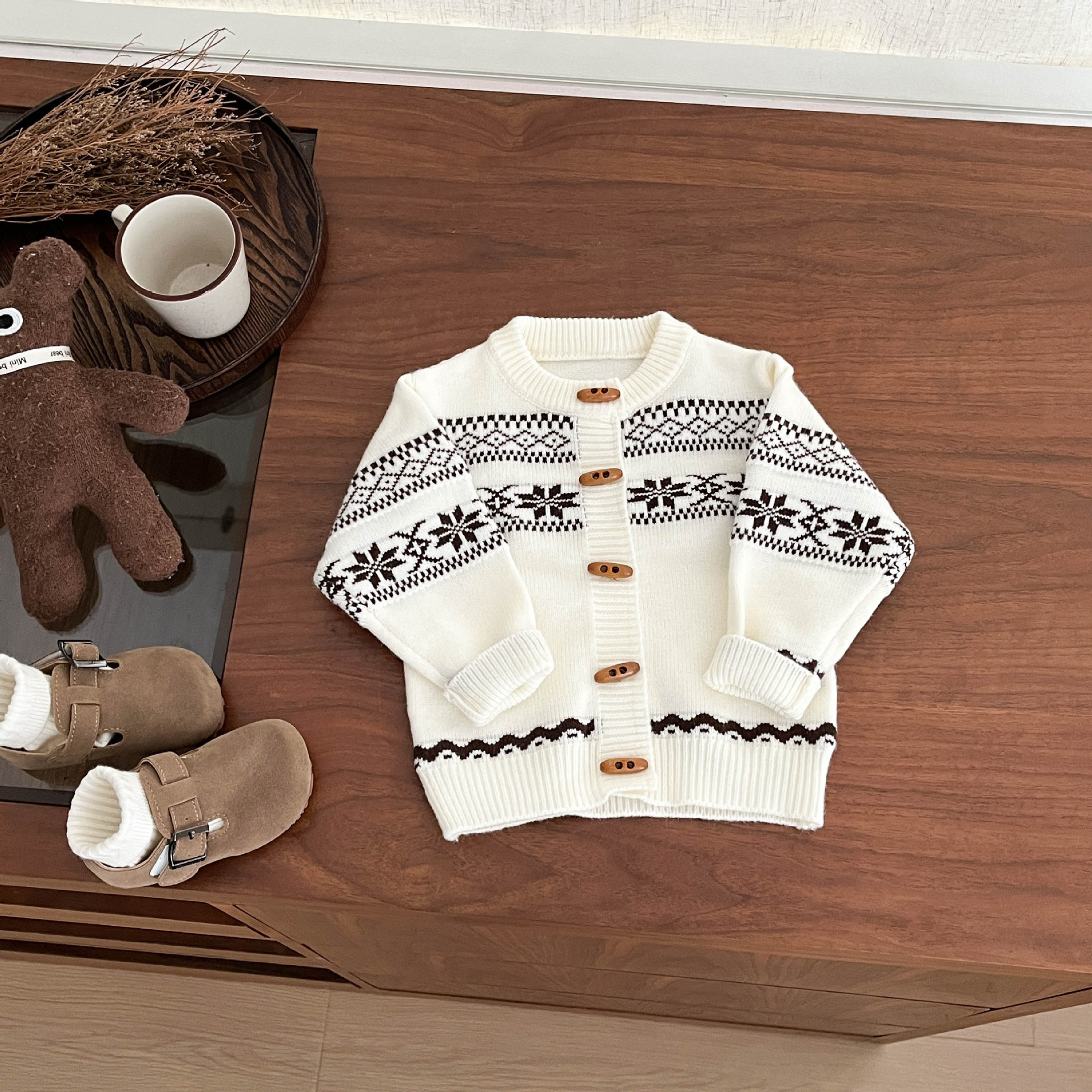 Retro Jacquard Knitted Cardigan For Baby Boys photo 6