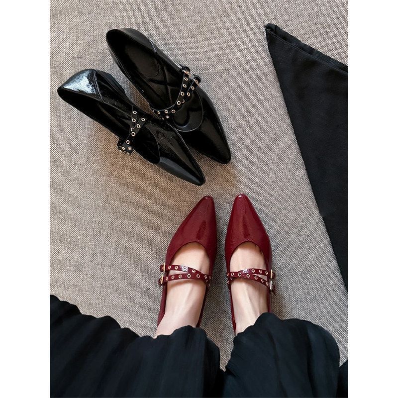 Women's Pointed-toe Wedge Leather Shoes With Studs photo 3