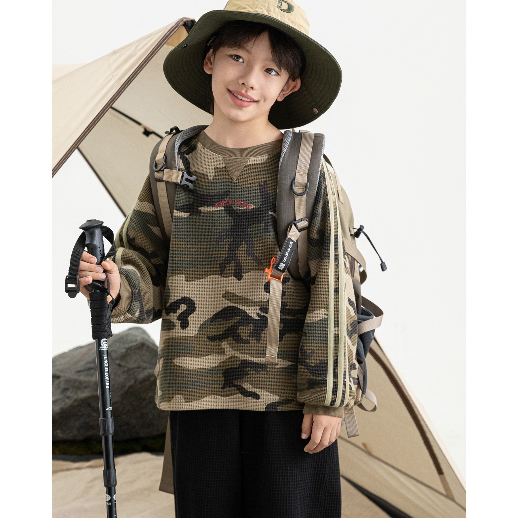 Long-sleeve Crew-neck Camouflage-print Childrens Pullover Hoodie photo 2