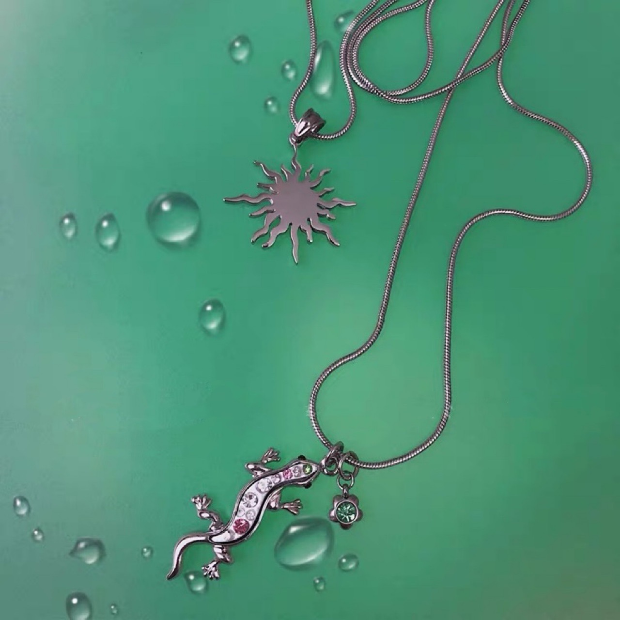 Womens Necklace With Colorful Rhinestone Lizard Design photo 6