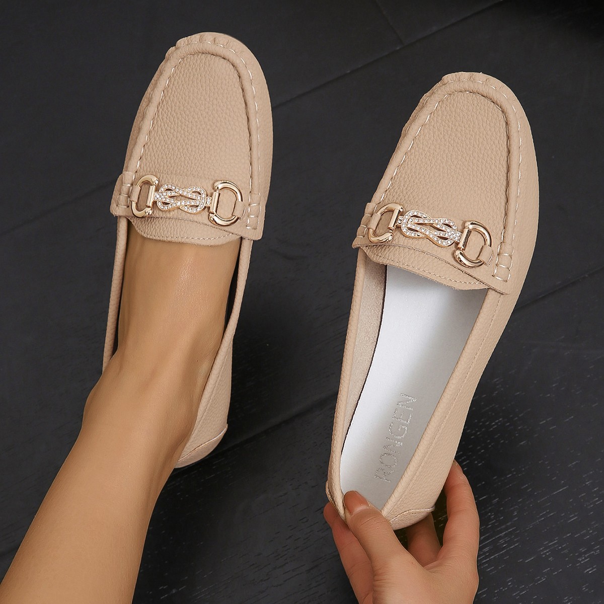 Round-toe Slip-on Casual Loafers With A Metal Bow Detail photo 5