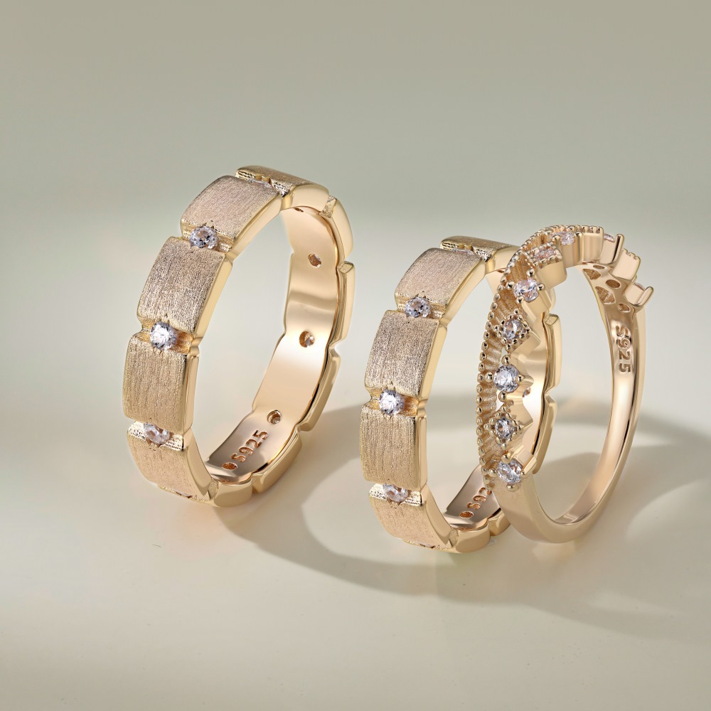 S925 Sterling Silver Men And Women Couple Rings Personality Fashion Round Zirconium Gang Drill Slim Ring Simple All-match photo 2
