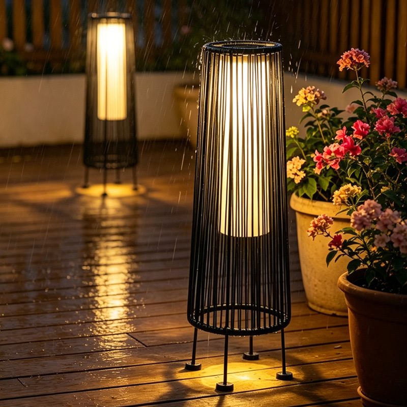 New Courtyard Solar Outdoor Light photo 4