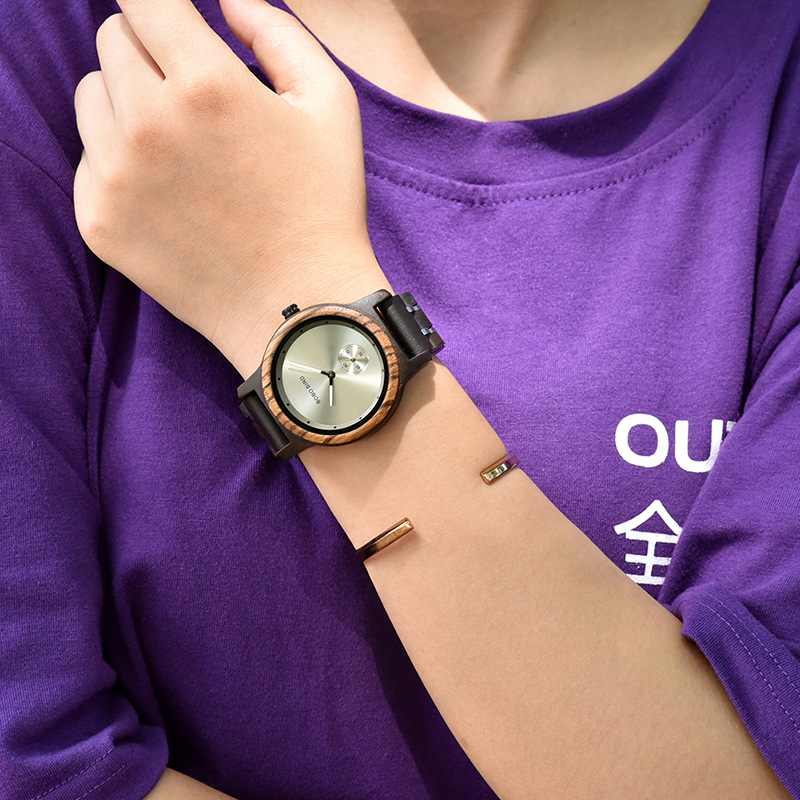 Q18 Classic Analog Quartz Watch photo 4