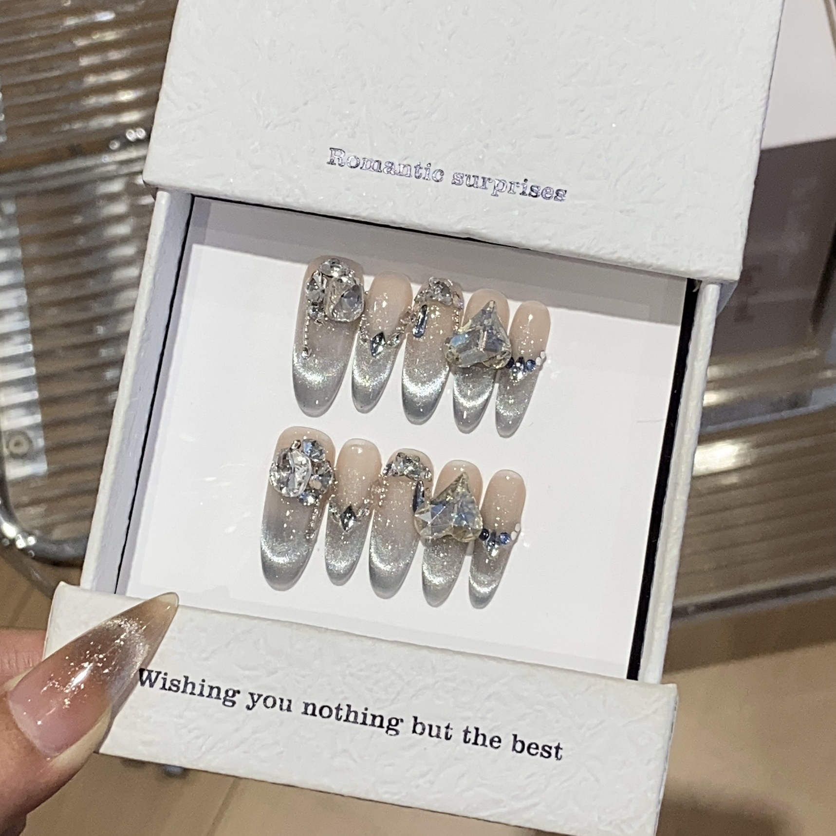 Smiling French Cat-Eye Mood-Setting Nail Tips photo 2