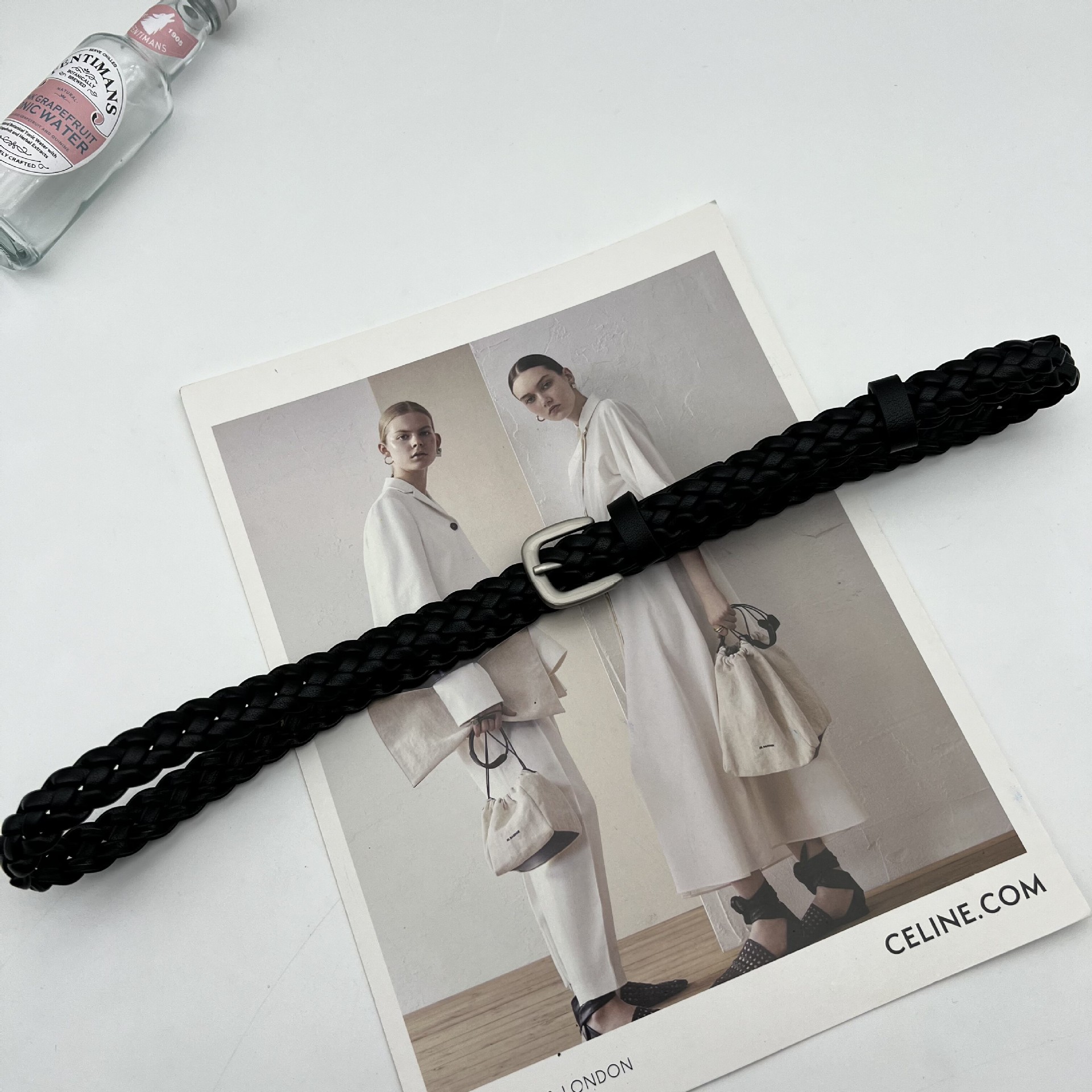 Niche-design Rivet Thin Leather Belt photo 8