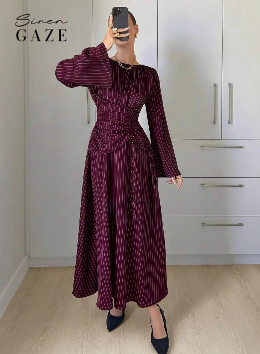 Long-sleeve Crew-neck Dress With Vertical Stripes photo 6
