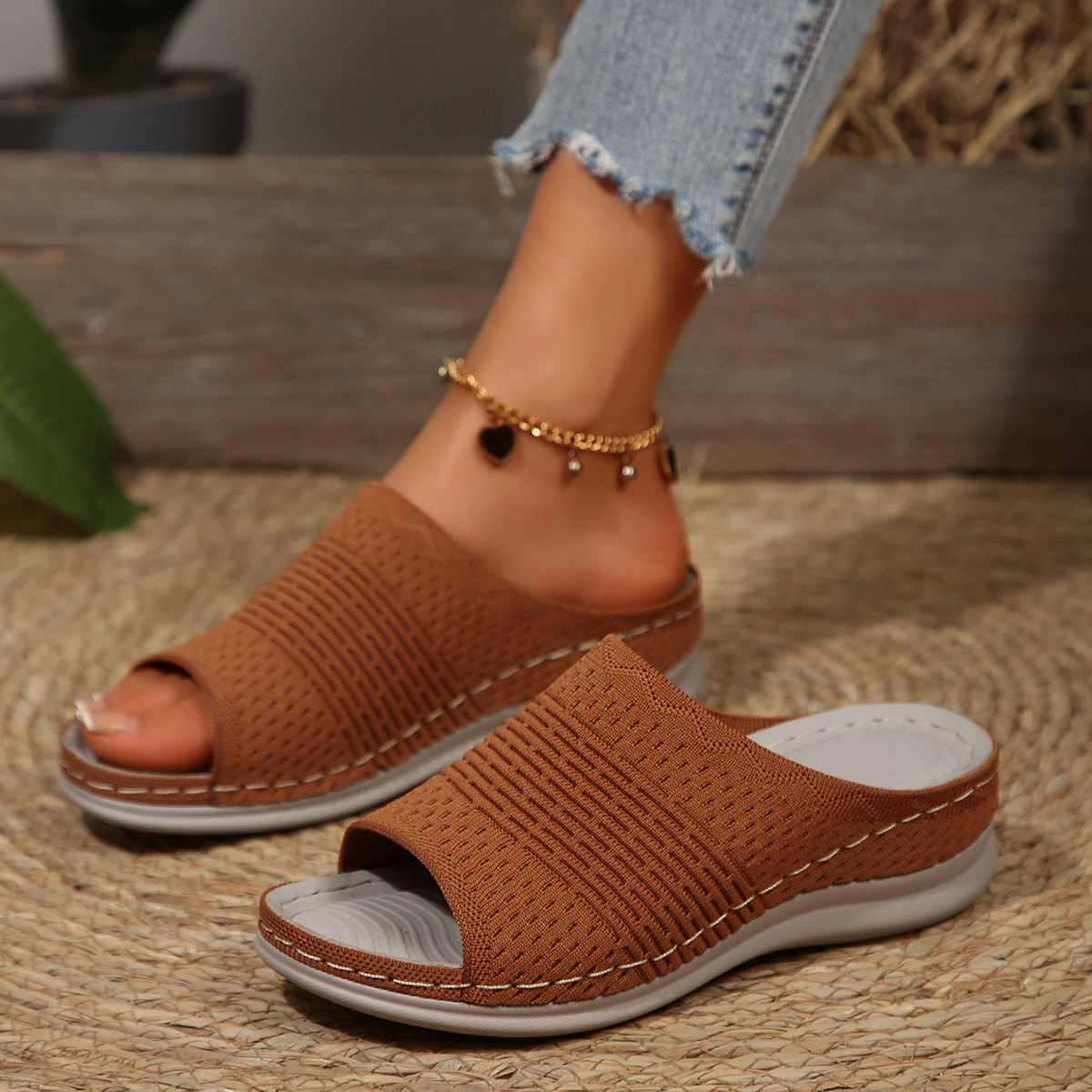 Breathable European And American-style Wedge Sandals, Plus Size photo 6